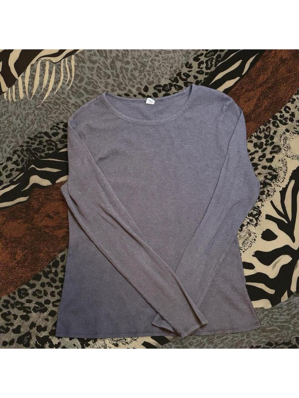 Old Navy grey long sleeve top Size XL
